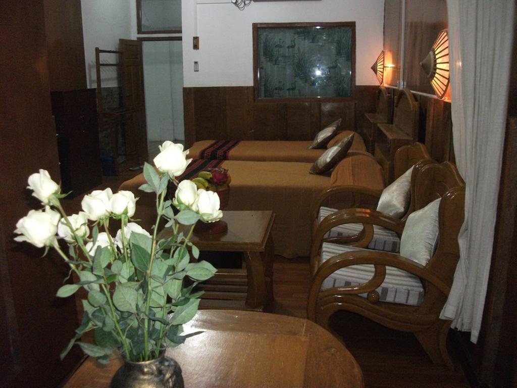 Mingalar Inn Inle Lake Exterior foto