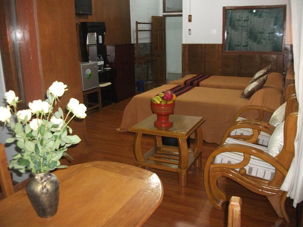 Mingalar Inn Inle Lake Exterior foto