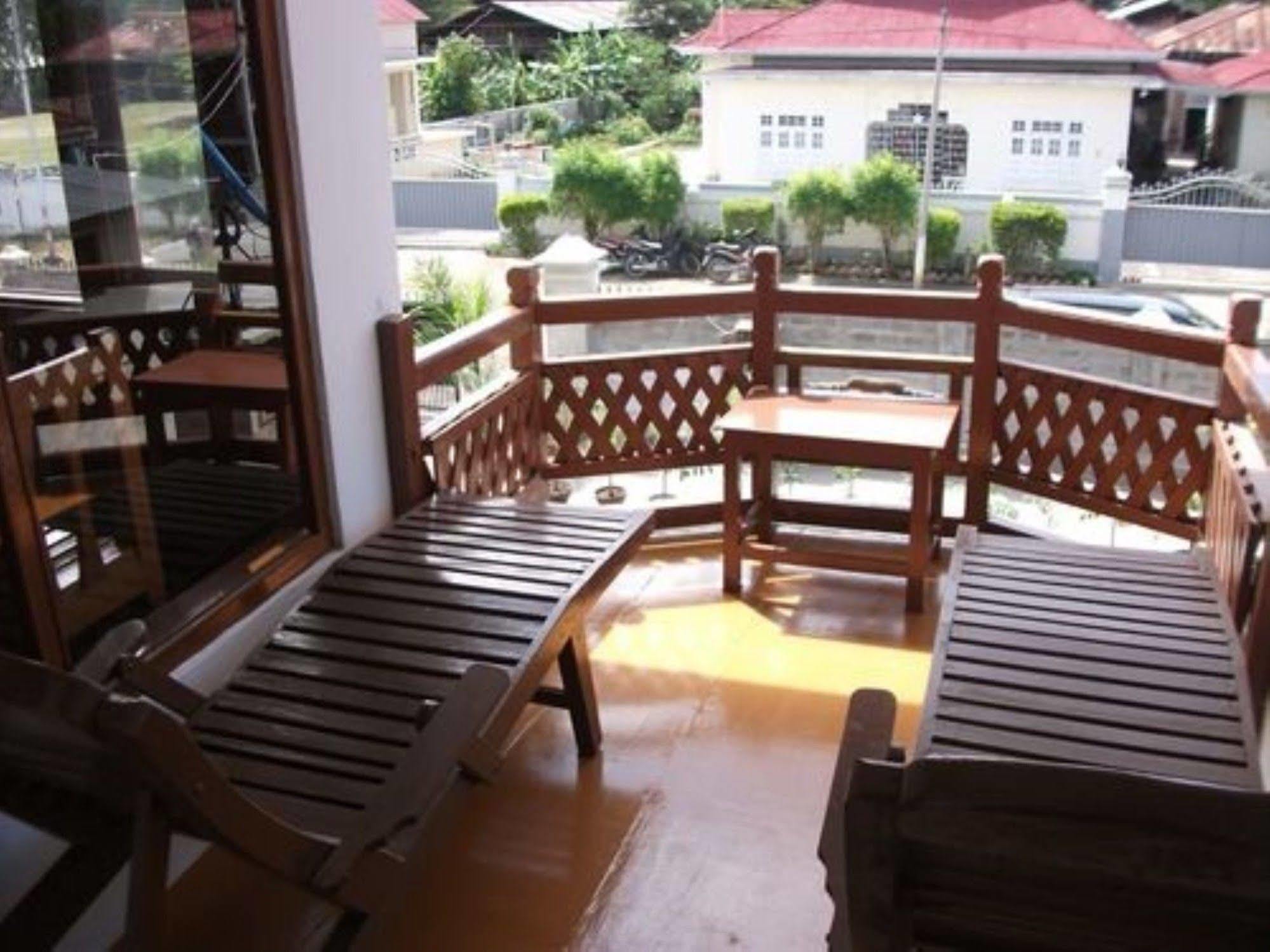 Mingalar Inn Inle Lake Exterior foto